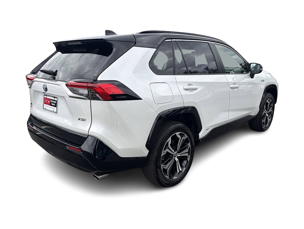 Thumbnail: 2023 Toyota RAV4 - 18