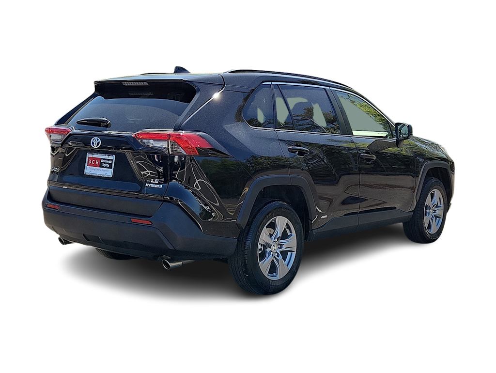 2023 Toyota RAV4 LE 18