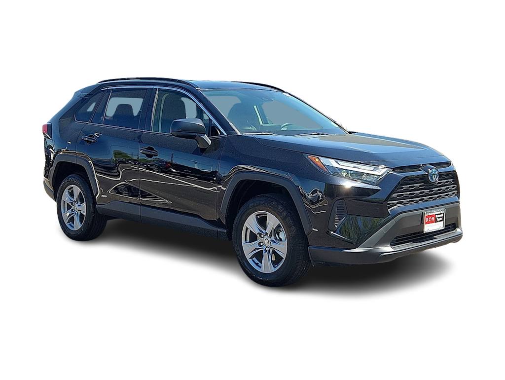2023 Toyota RAV4 LE 17