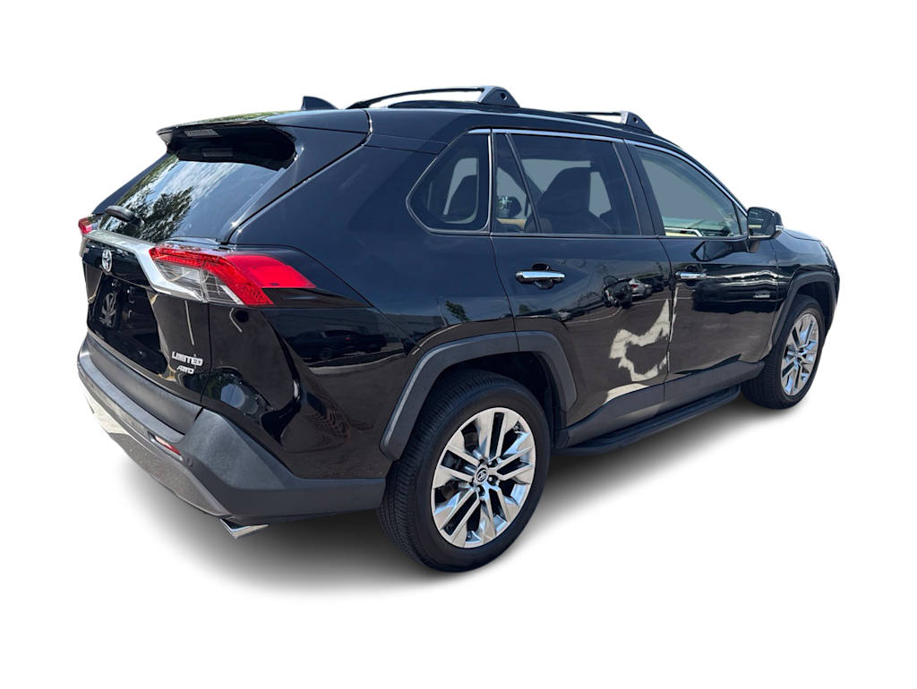 Thumbnail: 2019 Toyota RAV4 - 18