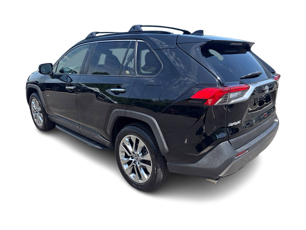 Thumbnail: 2019 Toyota RAV4 - 3