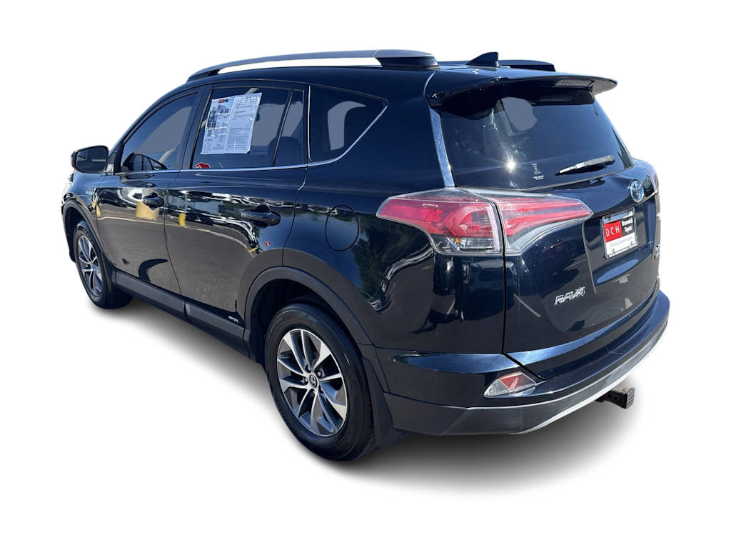 Thumbnail: 2017 Toyota RAV4 - 3