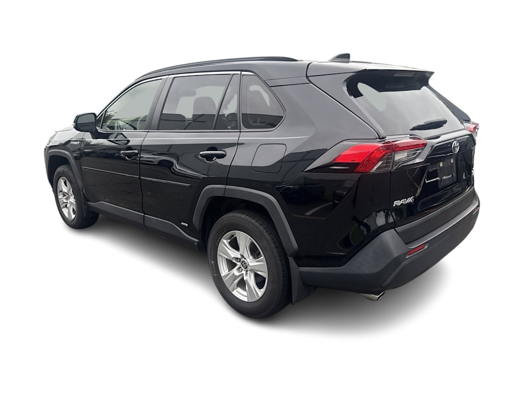 Thumbnail: 2021 Toyota RAV4 - 3