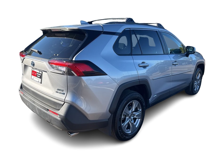 Thumbnail: 2023 Toyota RAV4 - 17