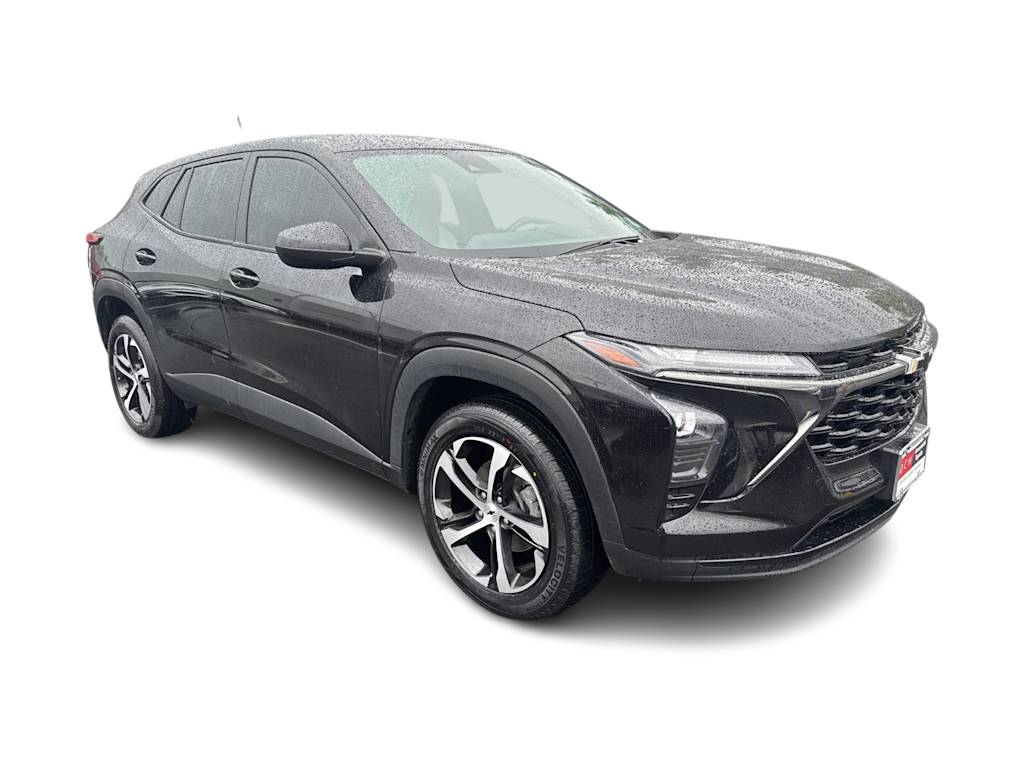 Thumbnail: 2024 Chevrolet Trax - 18