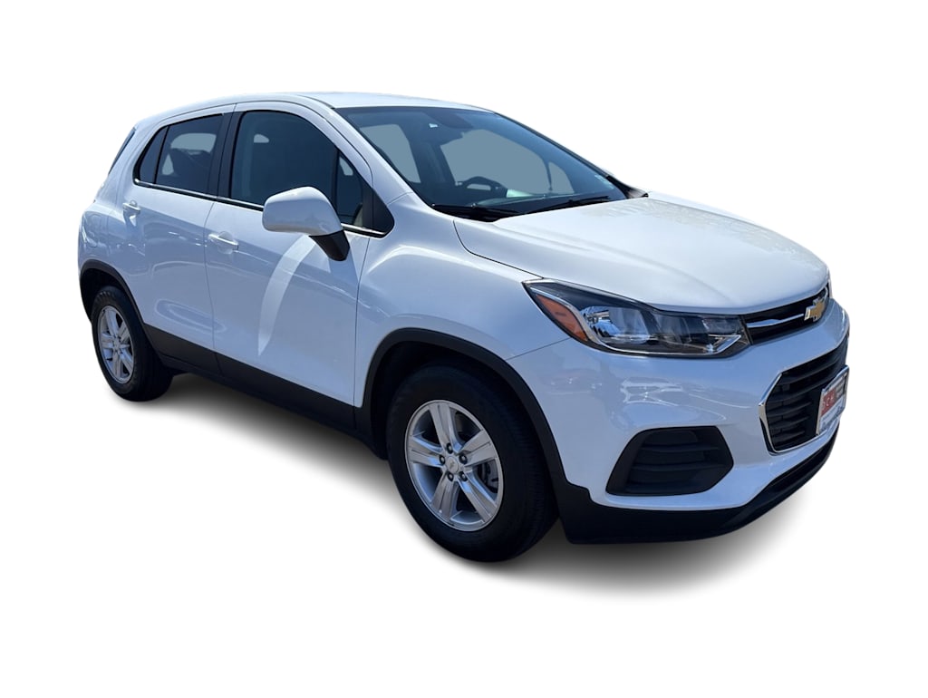 Thumbnail: 2022 Chevrolet Trax - 16