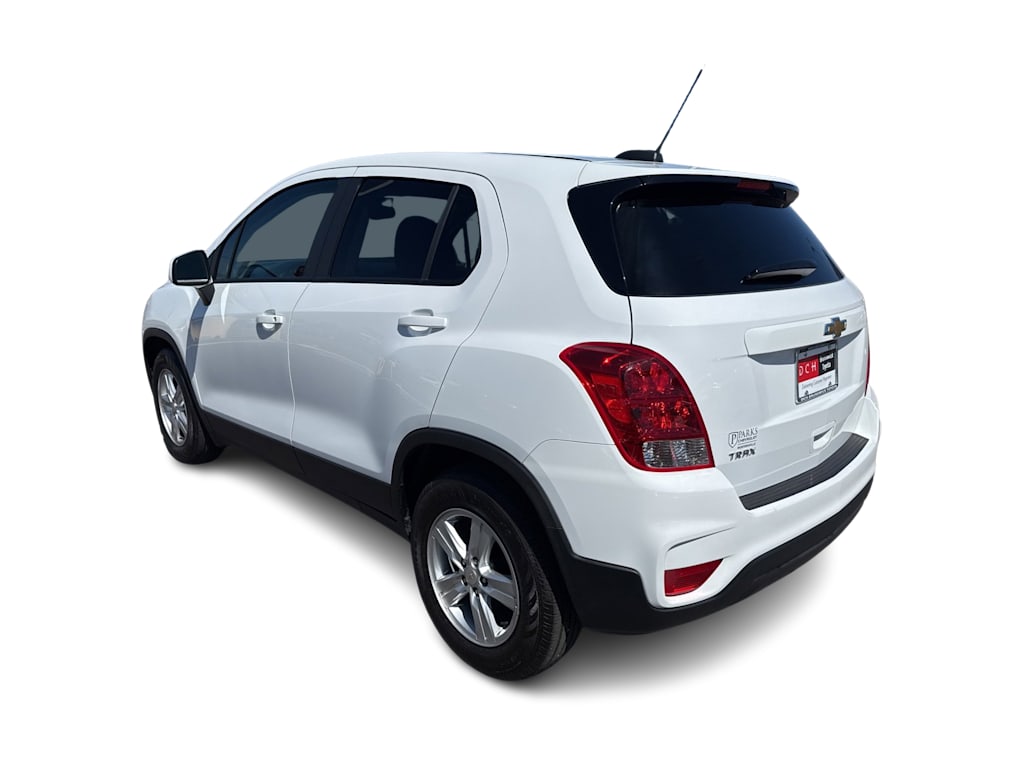 Thumbnail: 2022 Chevrolet Trax - 3