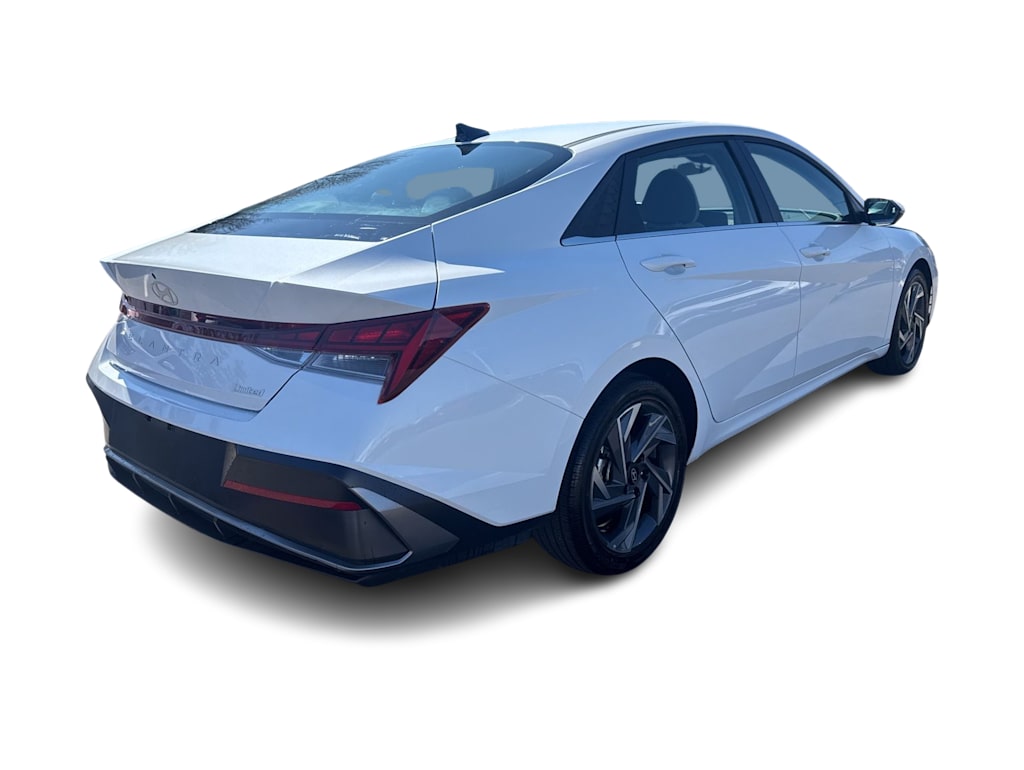 Thumbnail: 2025 Hyundai Elantra - 17