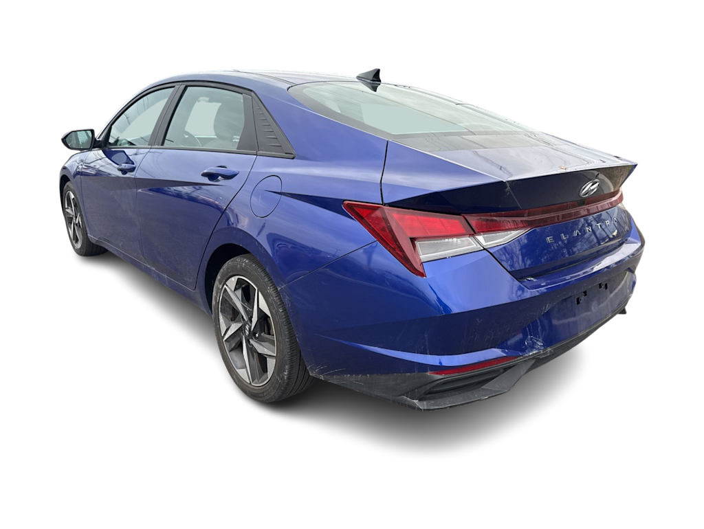 Thumbnail: 2023 Hyundai Elantra - 3