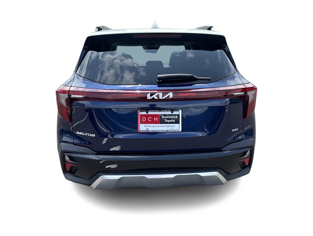 Thumbnail: 2024 Kia Seltos - 4
