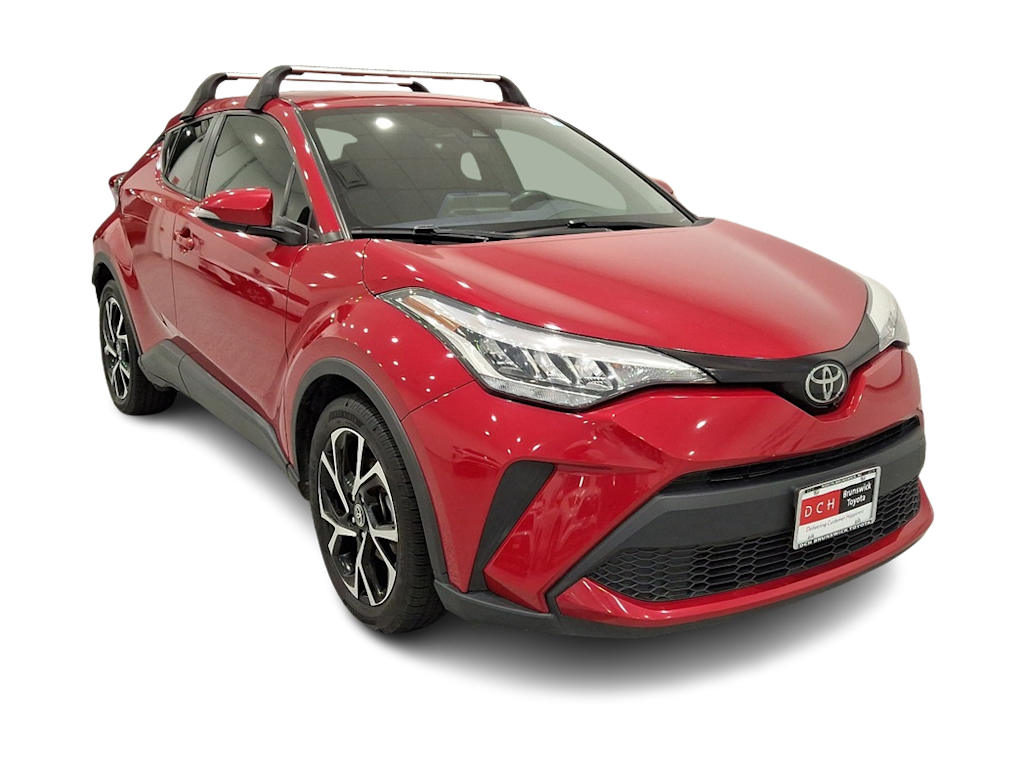 2022 Toyota C-HR XLE 14