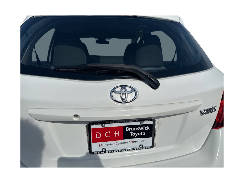 Thumbnail: 2017 Toyota Yaris - 17