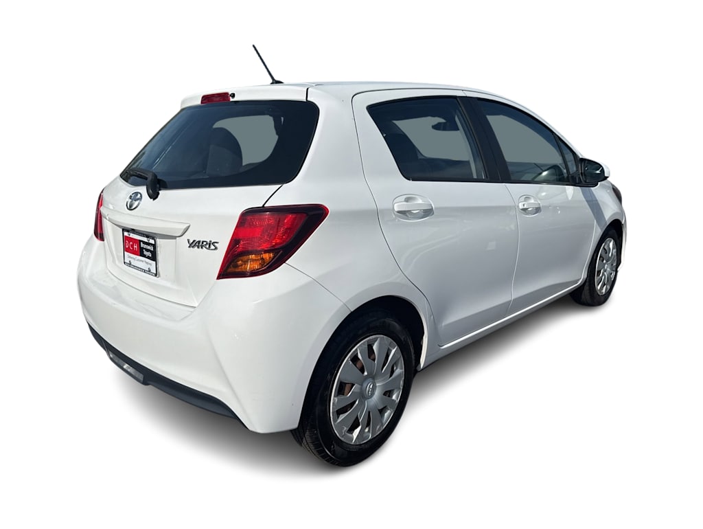 Thumbnail: 2017 Toyota Yaris - 16