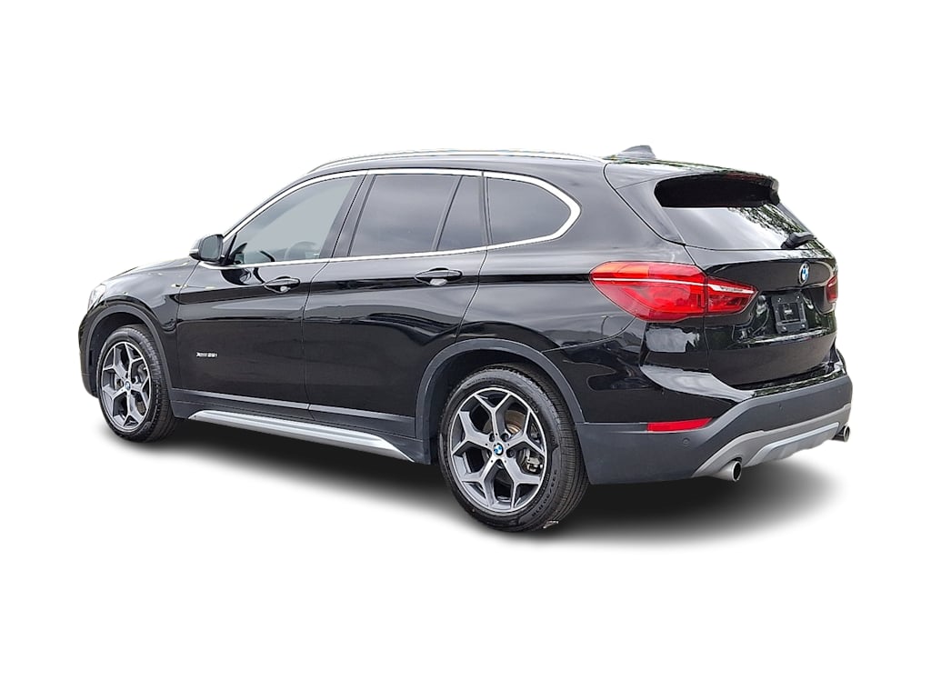 Thumbnail: 2016 BMW X1 - 4