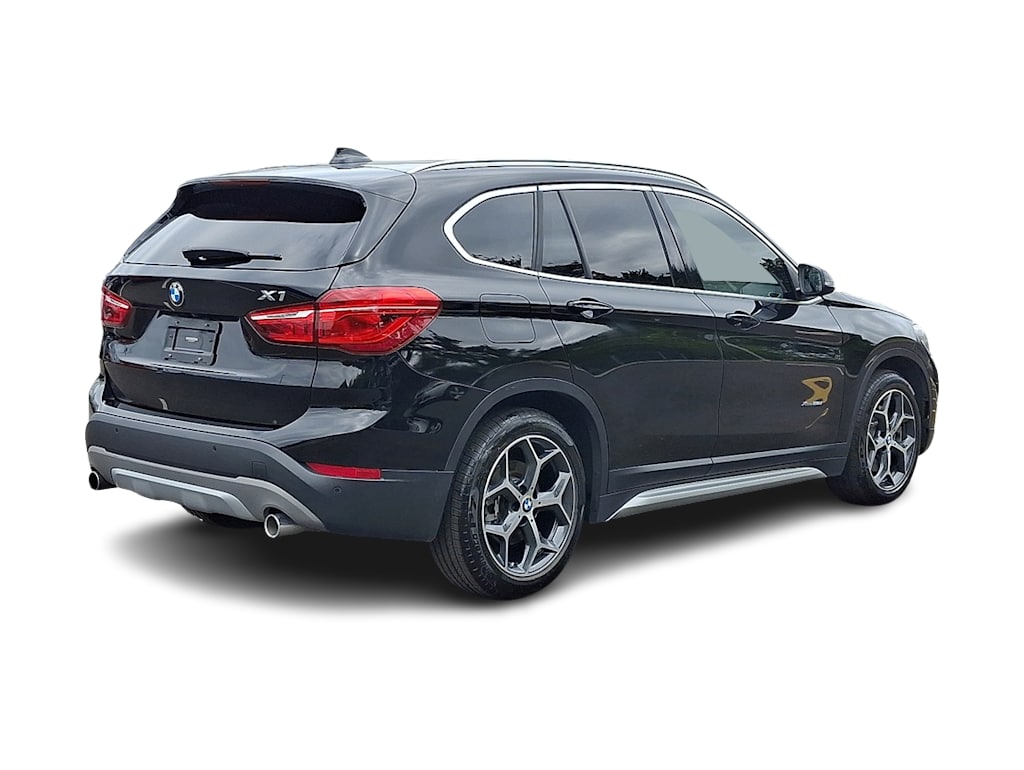 Thumbnail: 2016 BMW X1 - 19
