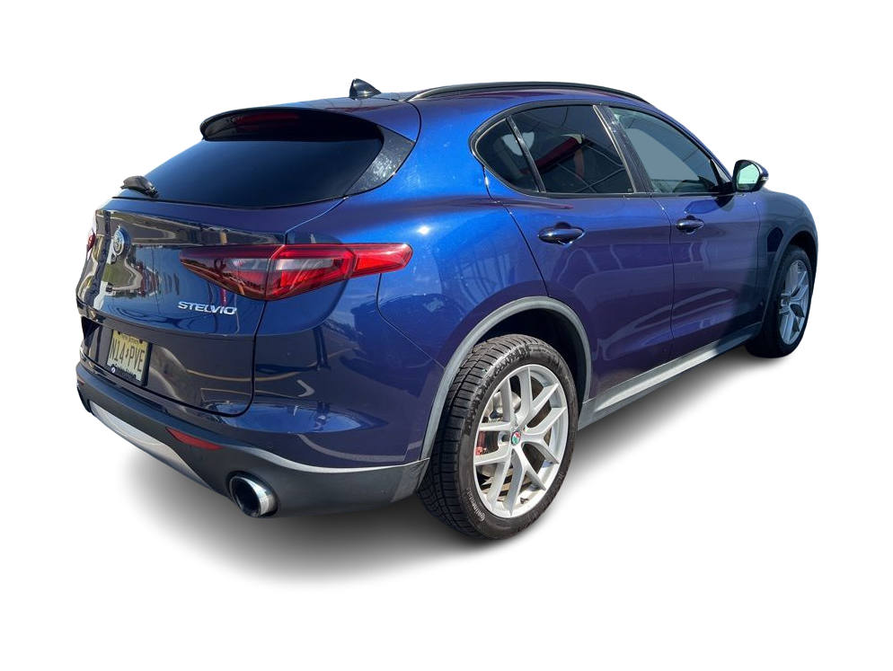 Thumbnail: 2019 Alfa Romeo Stelvio - 14