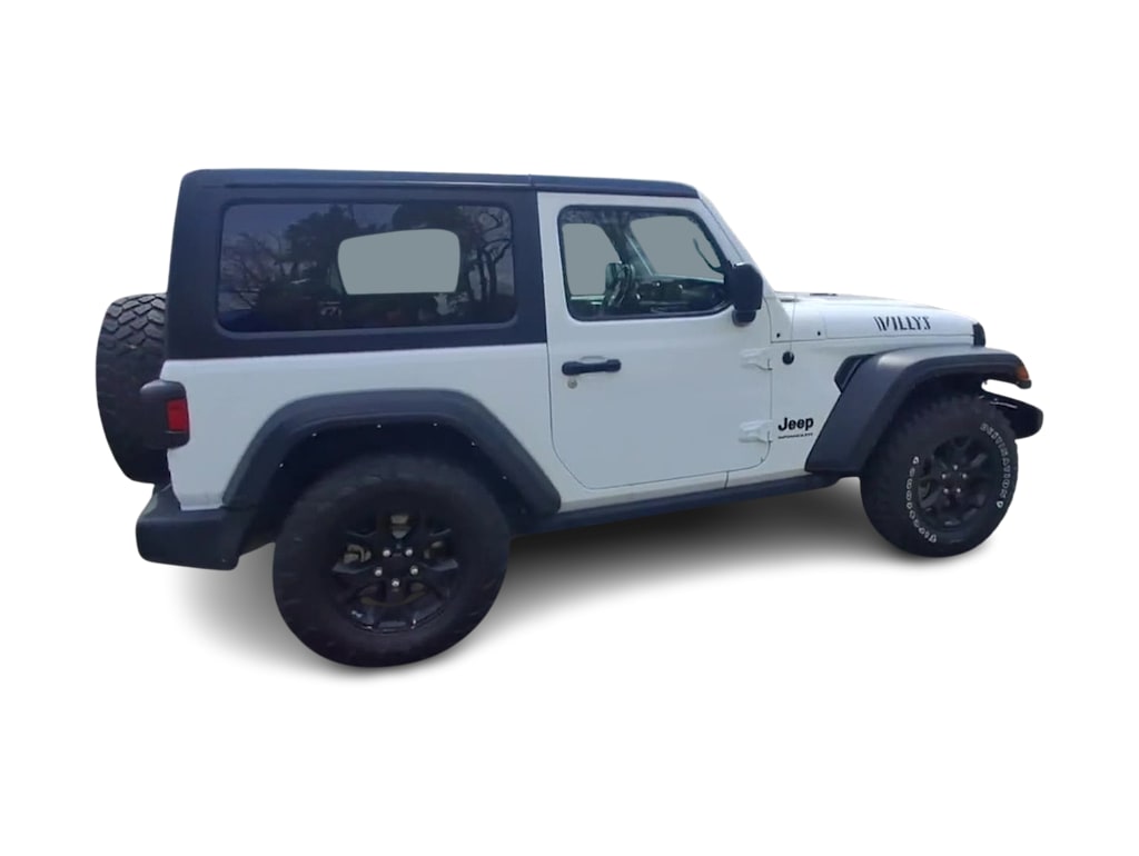 Thumbnail: 2022 Jeep Wrangler - 16
