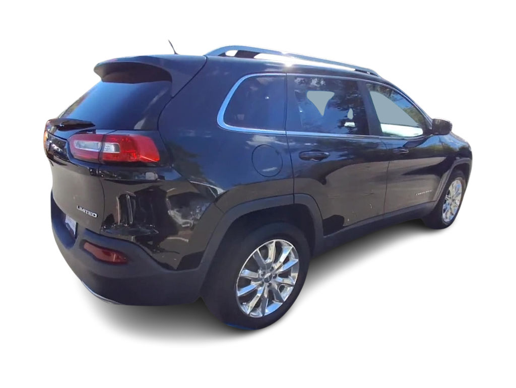 Thumbnail: 2015 Jeep Cherokee - 17