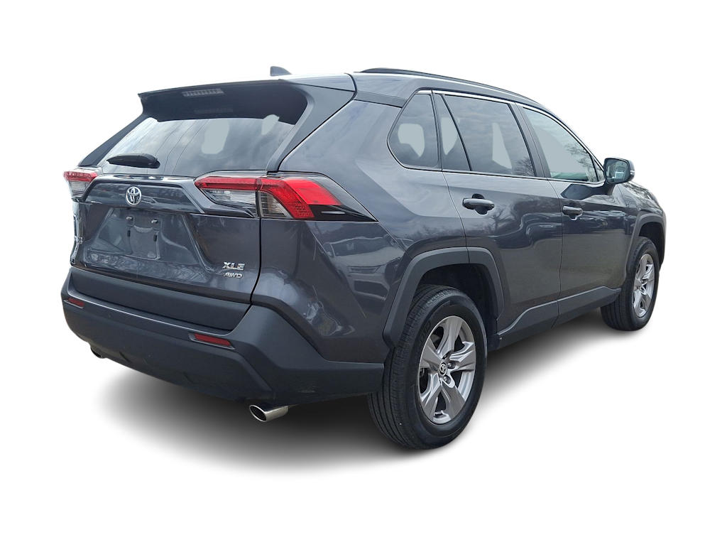 2023 Toyota RAV4 XLE 25