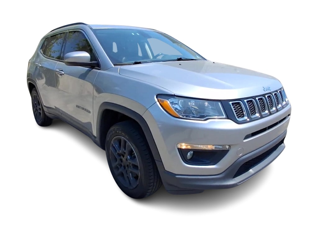 Thumbnail: 2020 Jeep Compass - 17