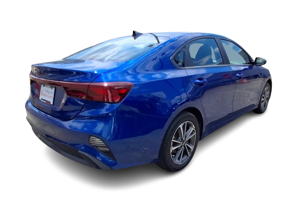 Thumbnail: 2024 Kia Forte - 21