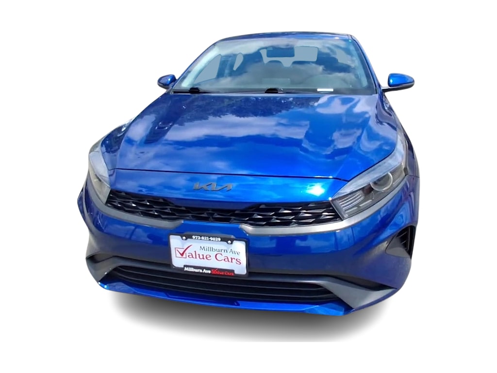 Thumbnail: 2024 Kia Forte - 6