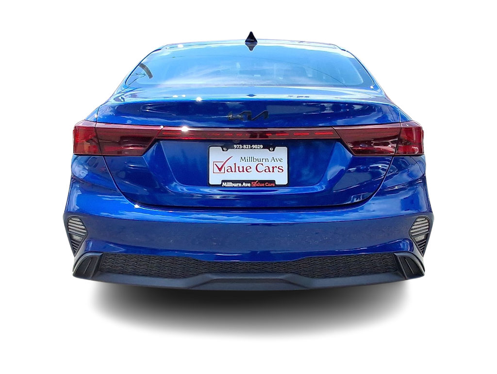 Thumbnail: 2024 Kia Forte - 5