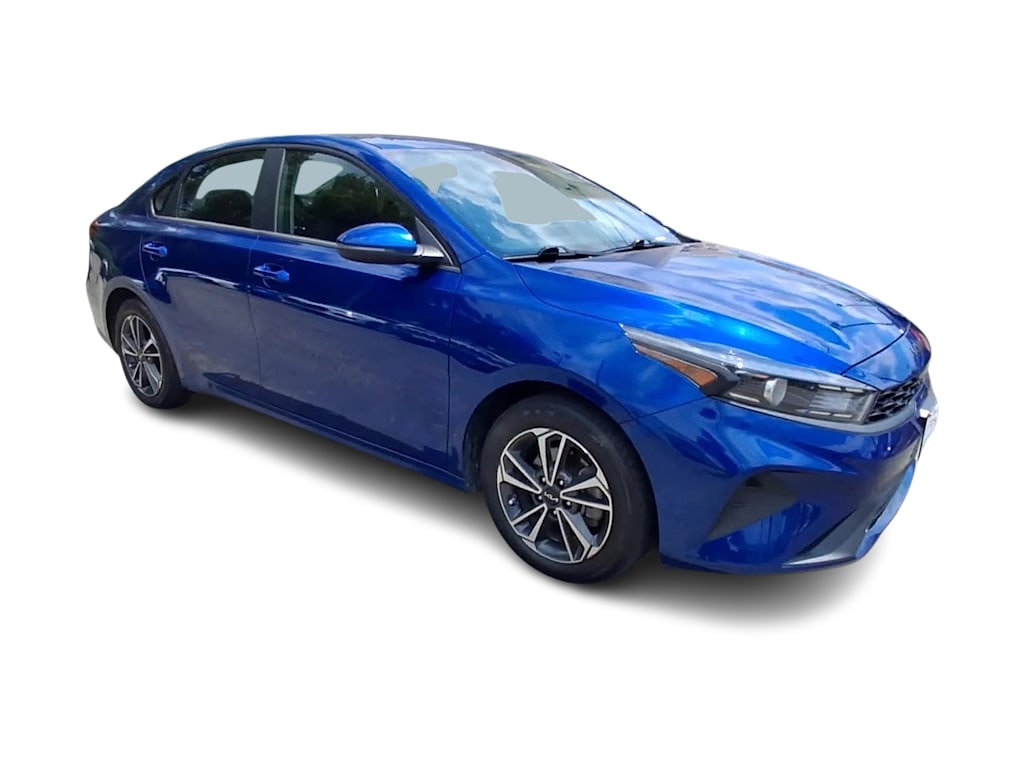 Thumbnail: 2024 Kia Forte - 17
