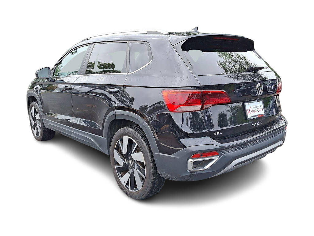 Thumbnail: 2024 Volkswagen Taos - 4