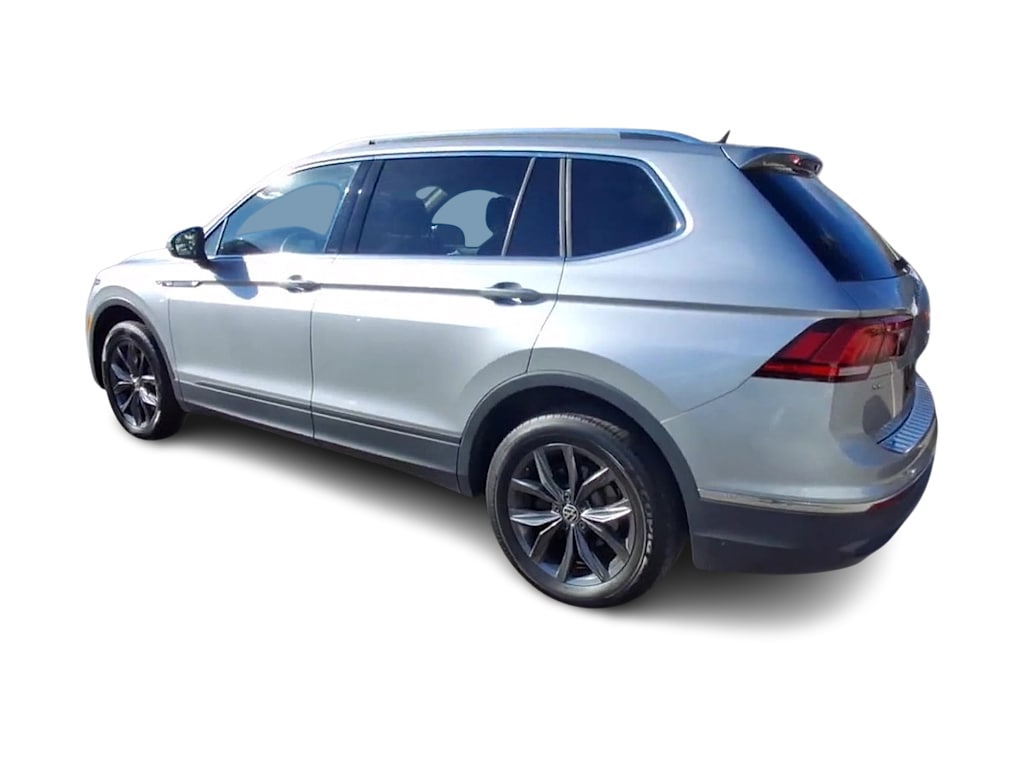 Thumbnail: 2023 Volkswagen Tiguan - 4