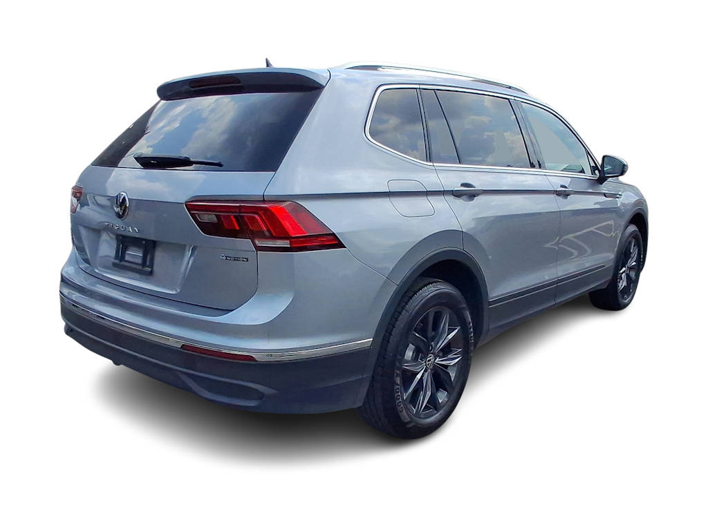Thumbnail: 2024 Volkswagen Tiguan - 13