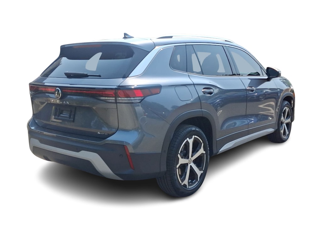 Thumbnail: 2025 Volkswagen Tiguan - 32