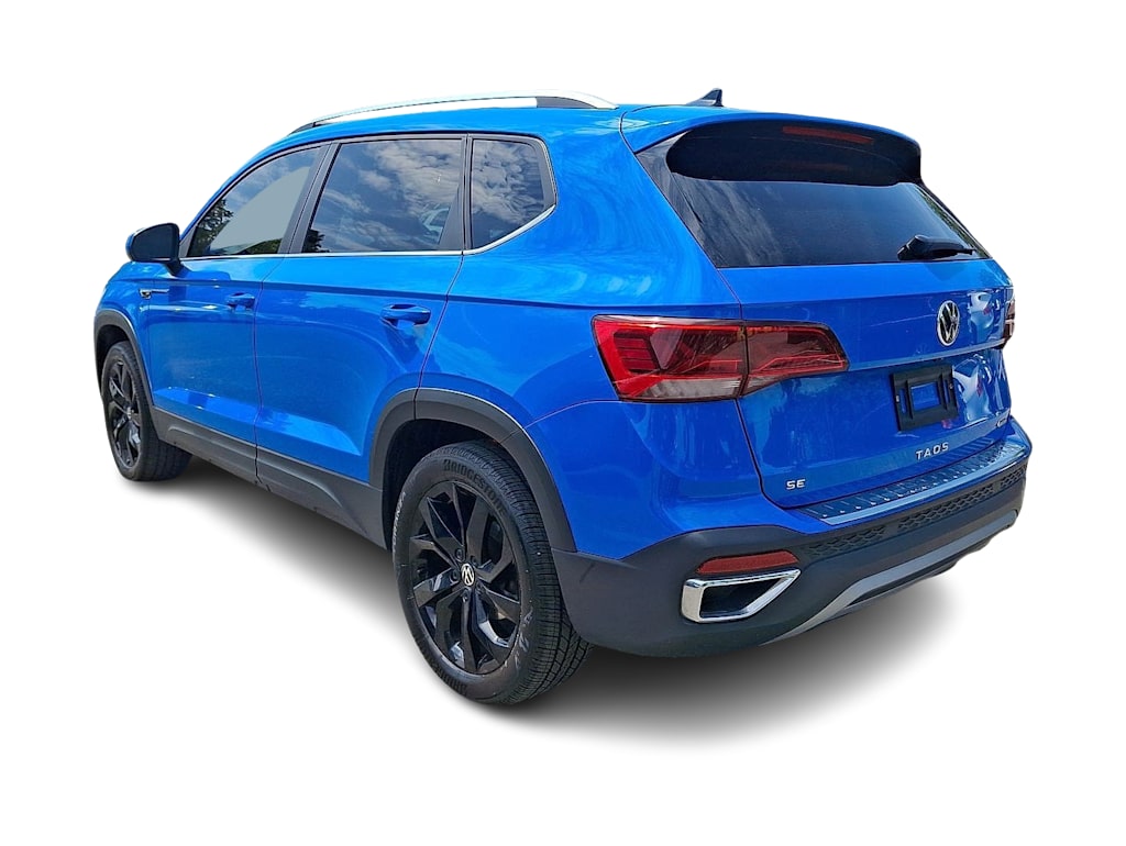 Thumbnail: 2023 Volkswagen Taos - 4