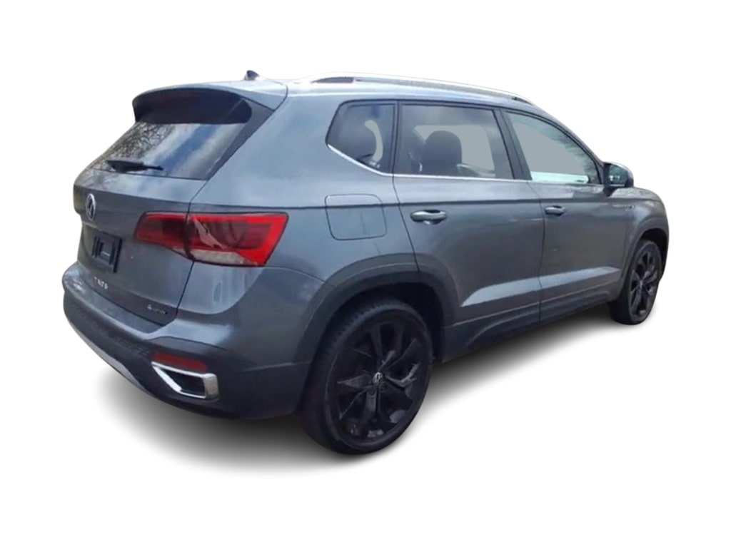 2023 Volkswagen Taos SE 17