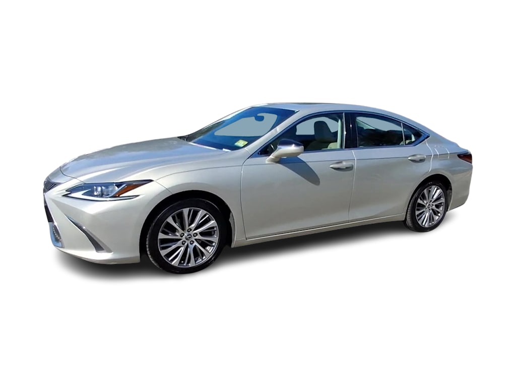 Thumbnail: 2019 Lexus ES - 3