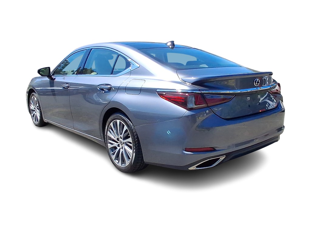 Thumbnail: 2021 Lexus ES - 4