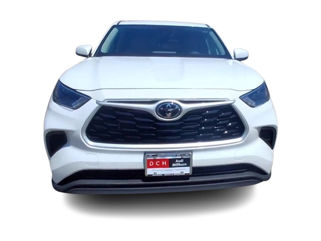 Thumbnail: 2023 Toyota Highlander - 6