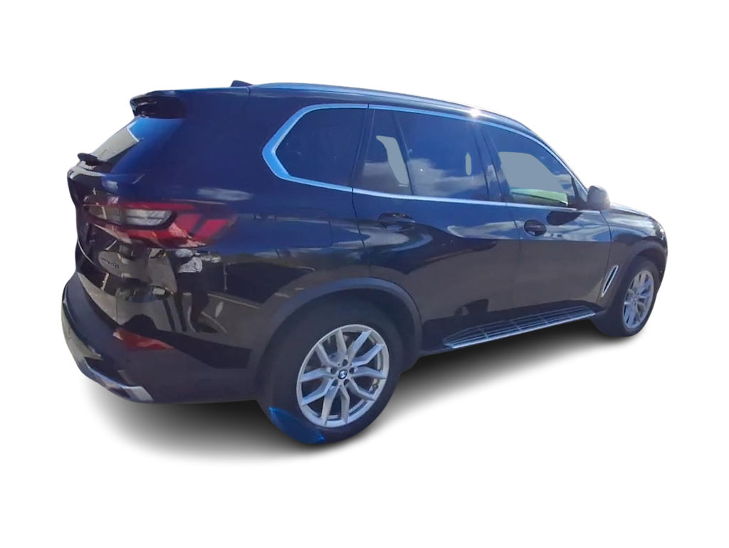 Thumbnail: 2023 BMW X5 - 17