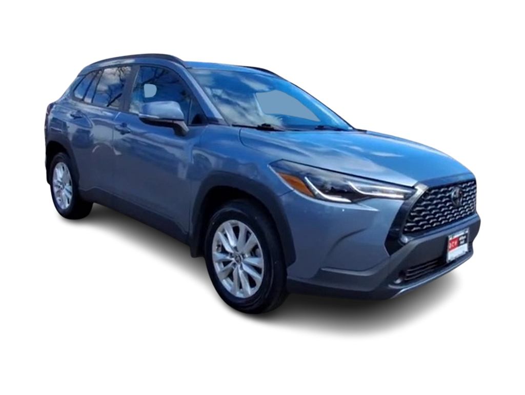 2024 Toyota Corolla Cross LE 13