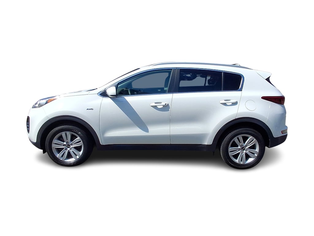 Thumbnail: 2017 Kia Sportage - 3