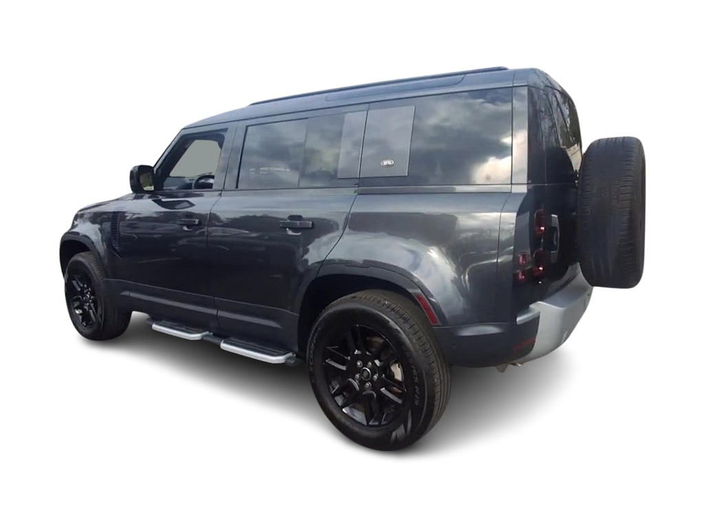 Thumbnail: 2023 Land Rover Defender - 4