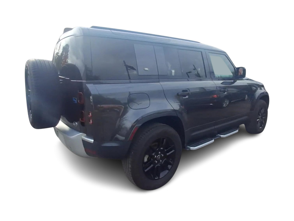 Thumbnail: 2023 Land Rover Defender - 18