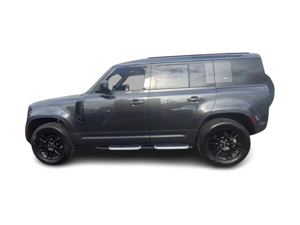 Thumbnail: 2023 Land Rover Defender - 3