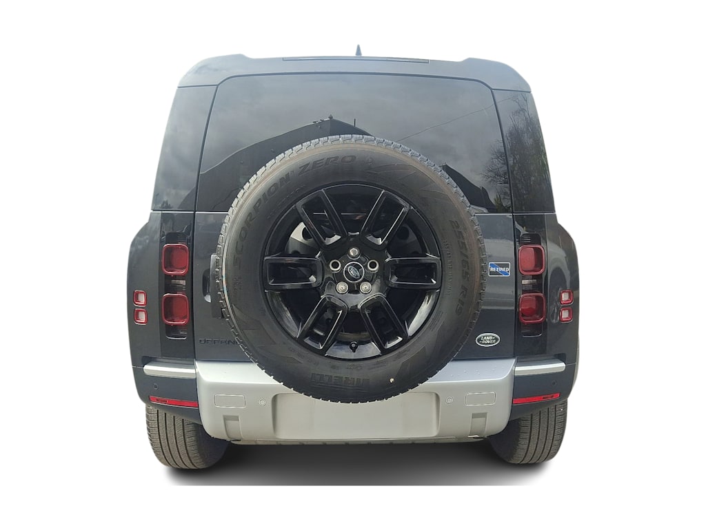 Thumbnail: 2023 Land Rover Defender - 5