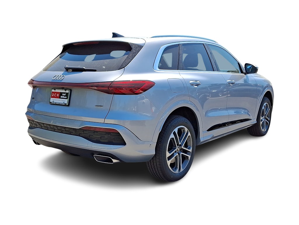 Thumbnail: 2026 Audi Q5 - 16
