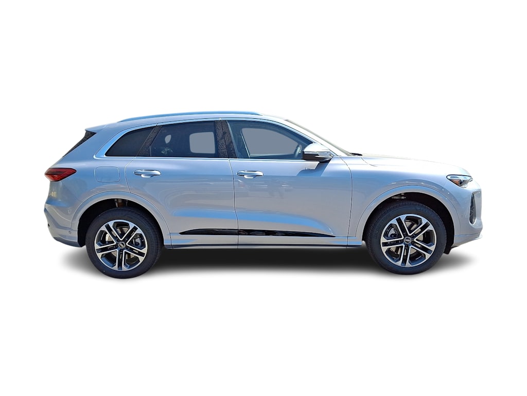 Thumbnail: 2026 Audi Q5 - 17