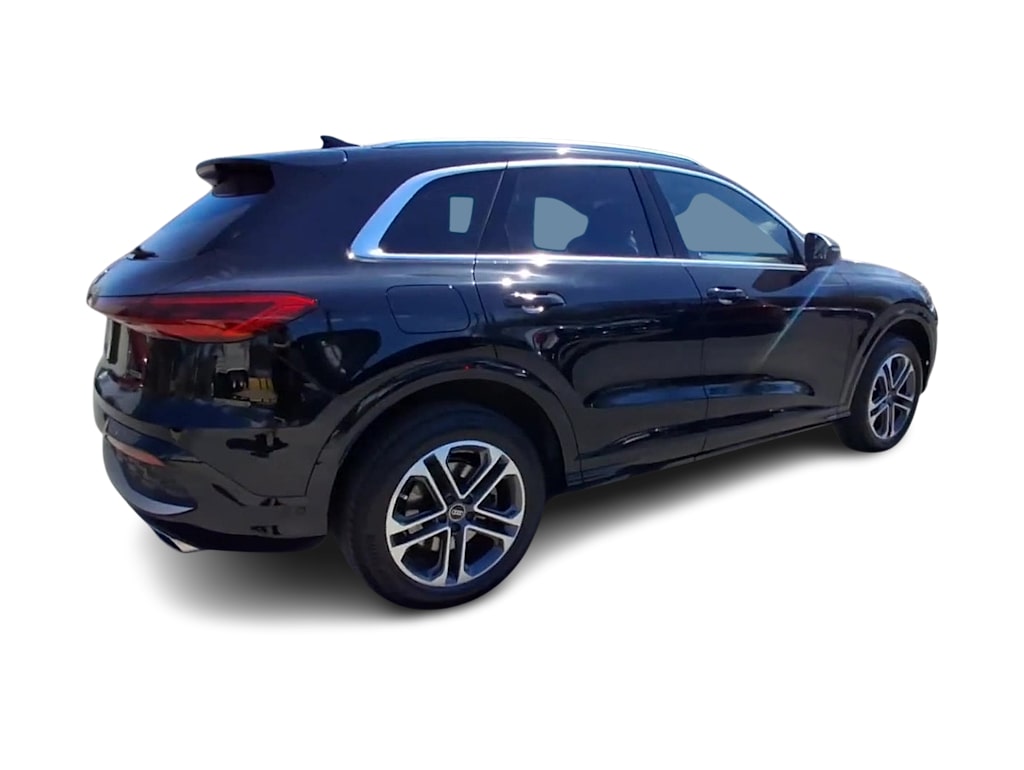 Thumbnail: 2025 Audi Q5 - 16