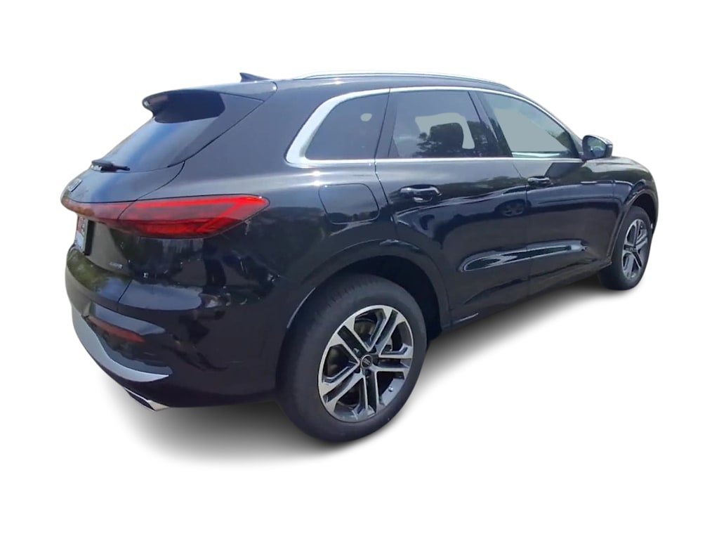 Thumbnail: 2026 Audi Q5 - 13
