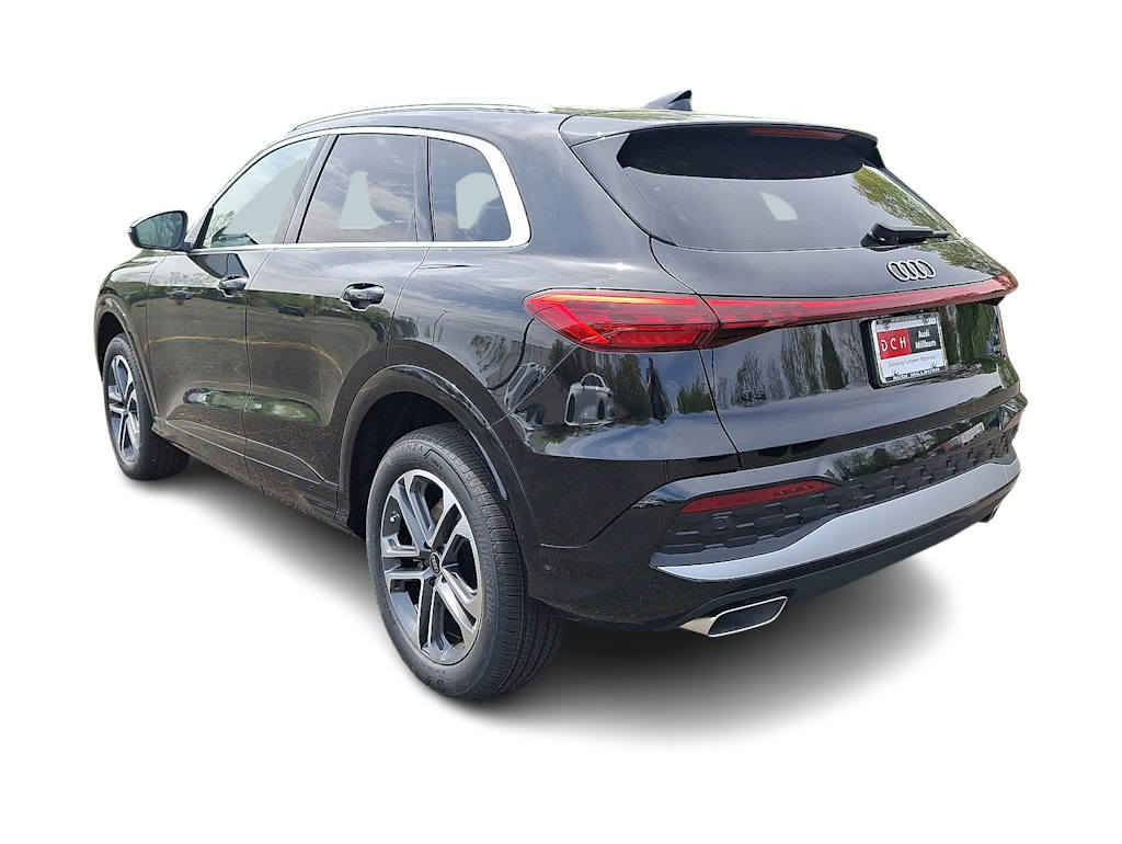 Thumbnail: 2026 Audi Q5 - 4