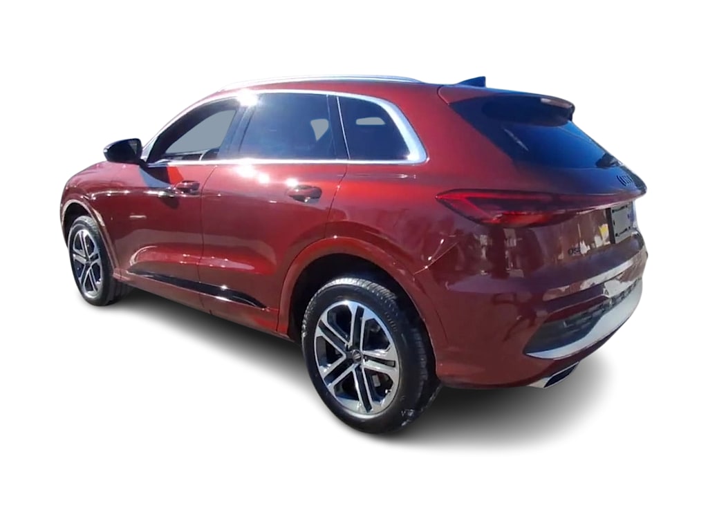 Thumbnail: 2025 Audi Q5 - 4